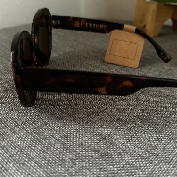 RAE DUNN Sunglasses | Claire | Tortoise Shell | Brown Lens - Picture 2 of 5